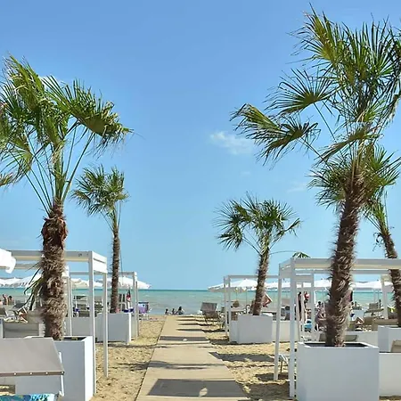Enchanting With Panoramic Terrace Apartman *