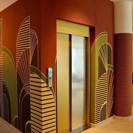 Enchanting With Panoramic Terrace بيبيوني
