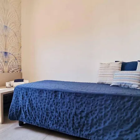 Appartamento Enchanting With Sunny Terrace