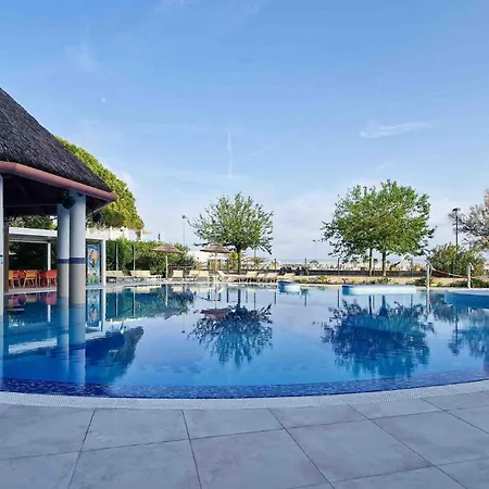 Enchanting With Sunny Terrace ביביונה