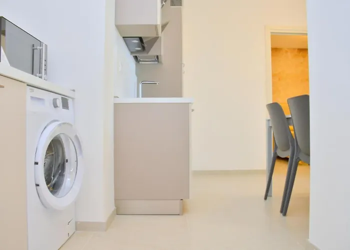 Enchanting With Panoramic Terrace Apartman